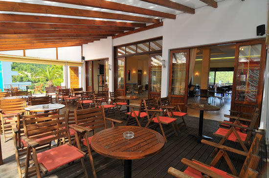 Komninos Rooms Panagia  Ngoại thất bức ảnh