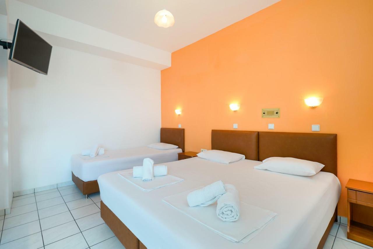 Komninos Rooms Panagia  Ngoại thất bức ảnh