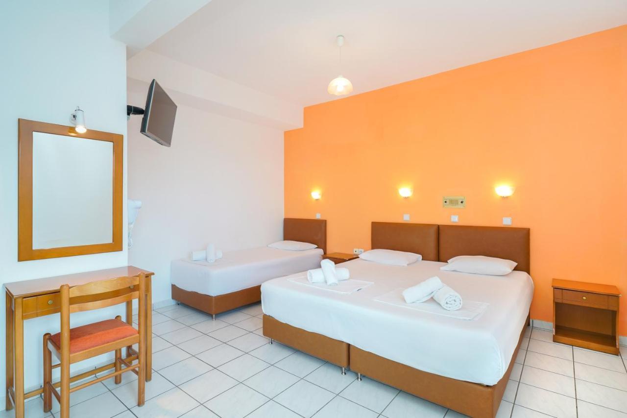 Komninos Rooms Panagia  Ngoại thất bức ảnh